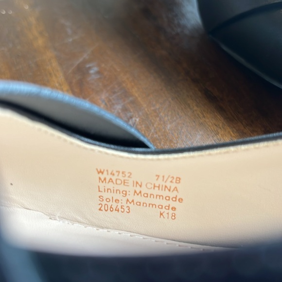 COLE HAAN black dress shoes - women’s size 7.5 - Picture 5 of 7